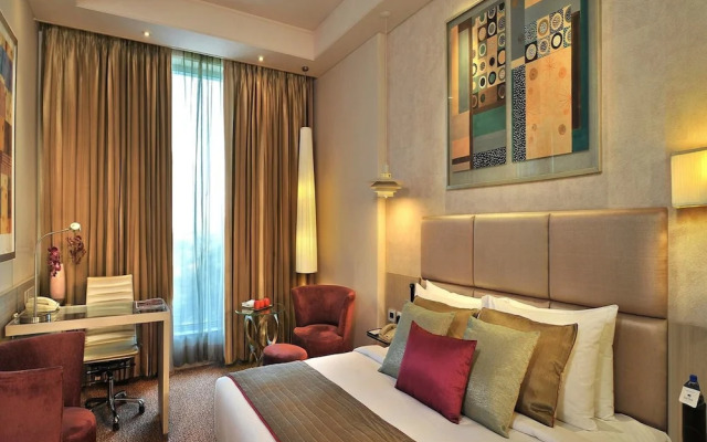Park Plaza