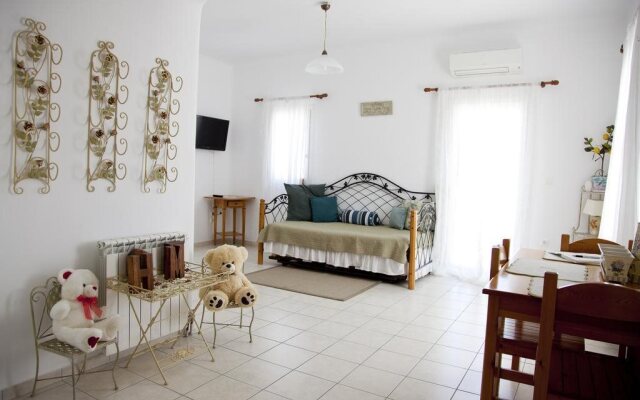 Eleni's Village Suites