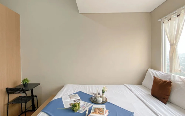 Modern Minimalist Studio Apartment Lrt City Sentul - Royal Sentul Park – Guest Rooms – Kadumangu