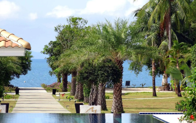 Mango Beach Resort