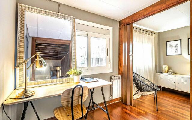 Lovely penthouse 2BR in Eixample - ArtBlue