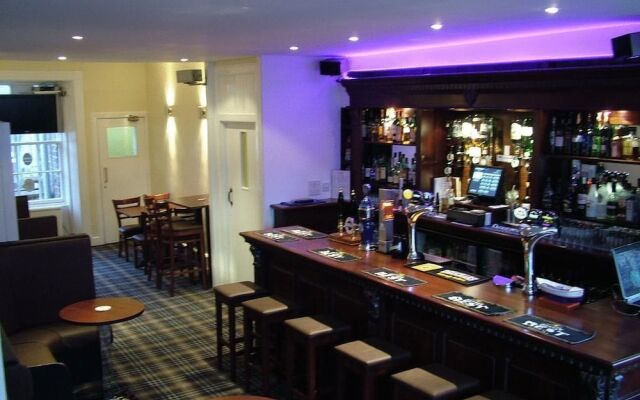 Aberdour Hotel & Stables Rooms