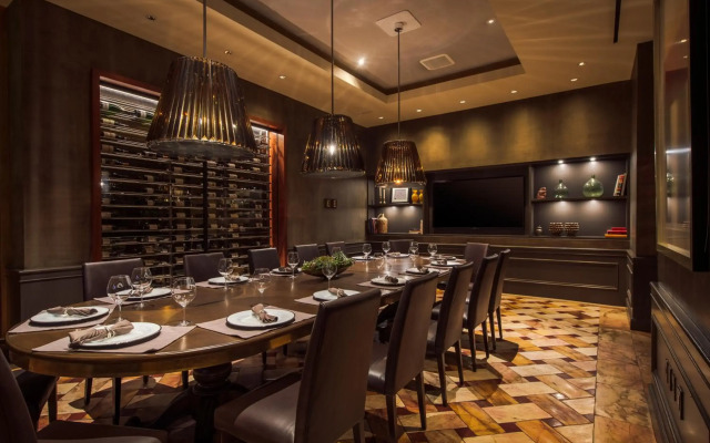 Four Seasons Los Angeles at Beverly Hills