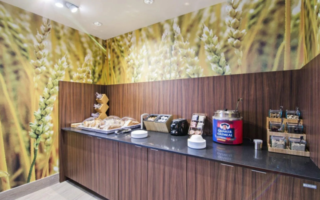 Fairfield Inn & Suites by Marriott St Petersburg North