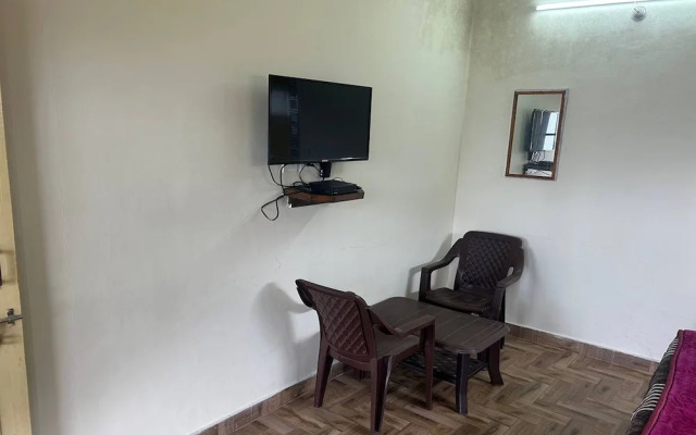 N V Villa Homestay