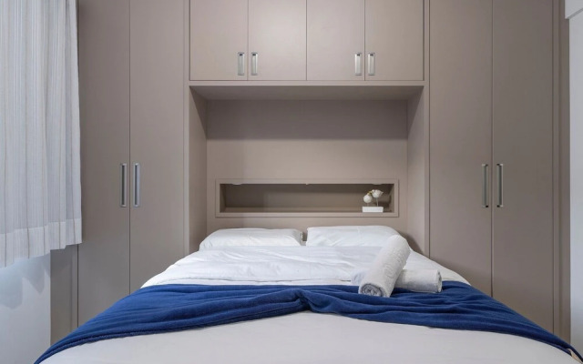 2-bed Apt w/ BBQ - Downtown Bombinhas Caa103