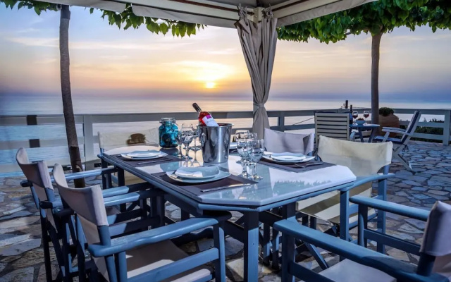 Idyllic Sunsets Seaviews Pool - Villa Melina