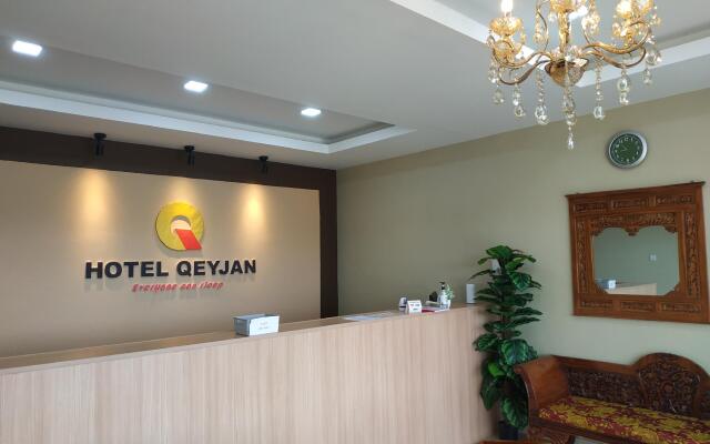 Qeyjan Hotel