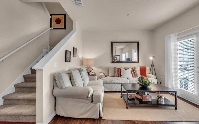 Lucaya Village 21-101