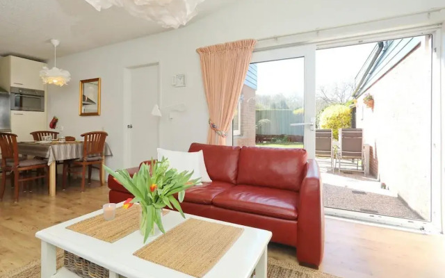 Holiday Home in Noordwijkerhout Near Lake