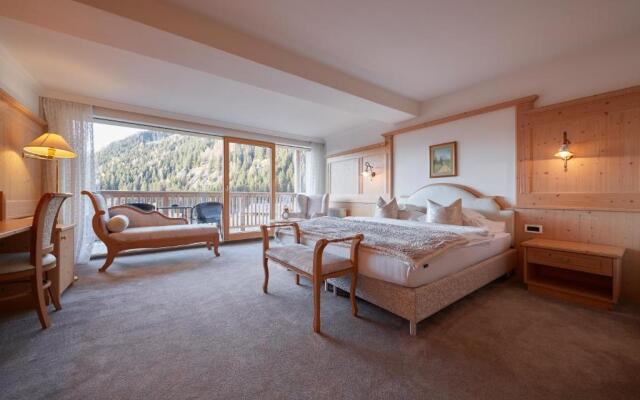Hotel Portillo Dolomites 1966'
