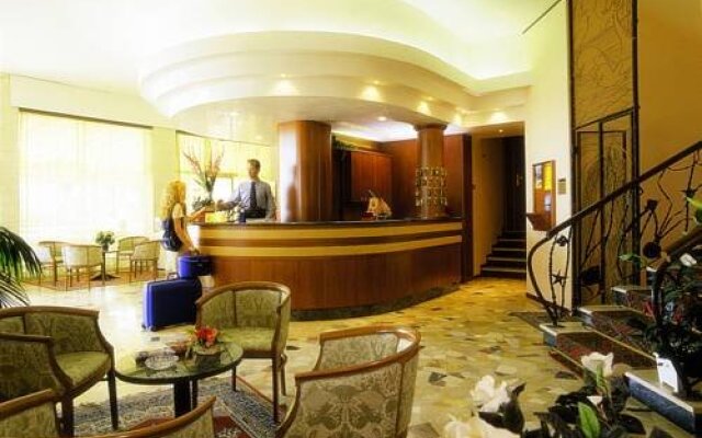 Hotel Eden