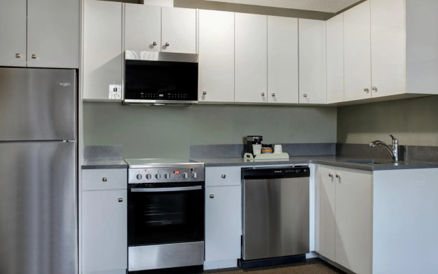 Days Inn by Wyndham Whitecourt