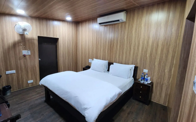 Hill 'N' You - A Boutique Garden Resort