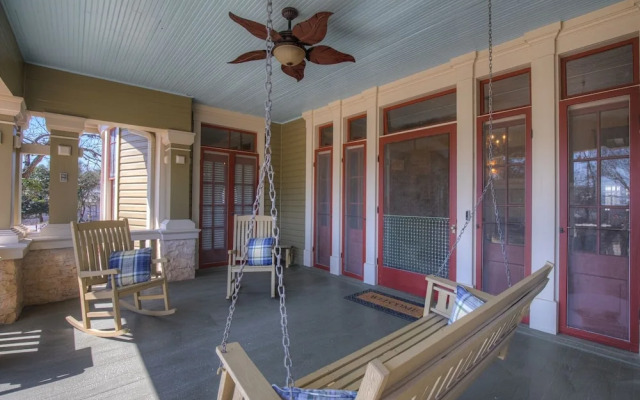 The Holekamp House Bed & Breakfast