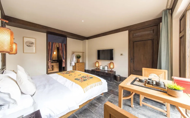 Floral Hotel Yun Xi Lijiang