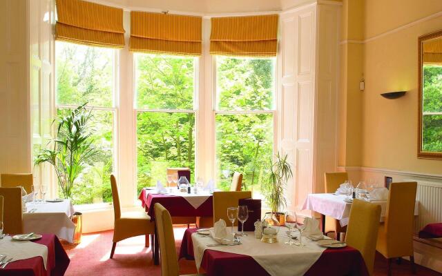 Victoria Square Hotel