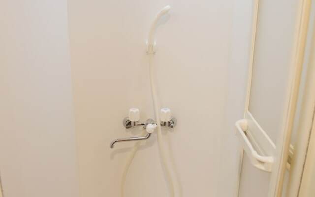 Qooneltas Container House In The Forest