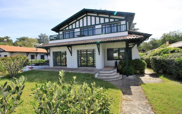 Villa Neobasque Pyla