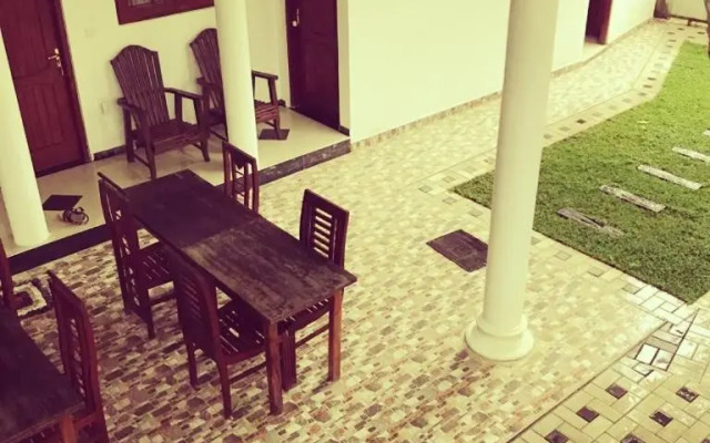 Yoho Sunny Place Guest House