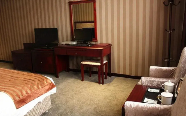 Fanghua Hotel