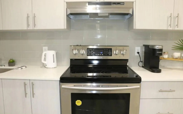 Beautiful 2 bedroom home away from home