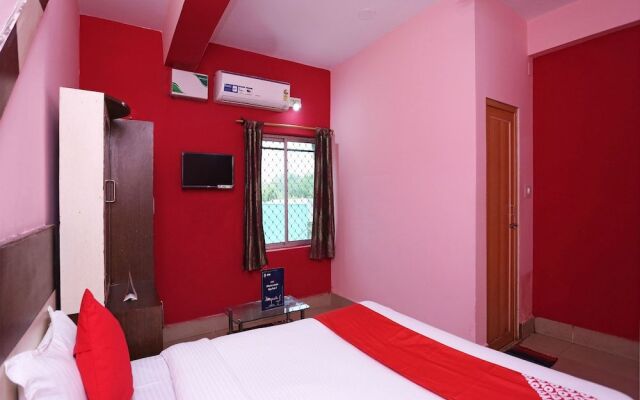 OYO 13624 Kapoors Plaza Guest House