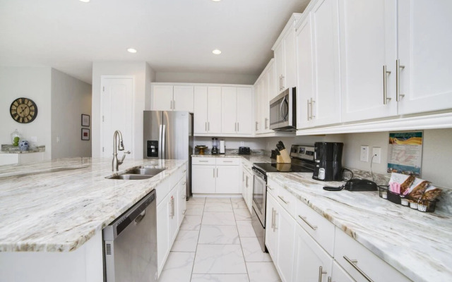 Burma Villa Reunion 3