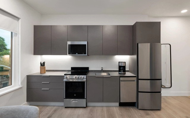 Reside NoMa, a Wyndham Residence