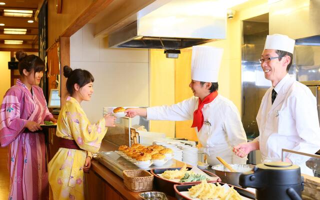Ooedo Onsen Monogatari Hotel Shinko