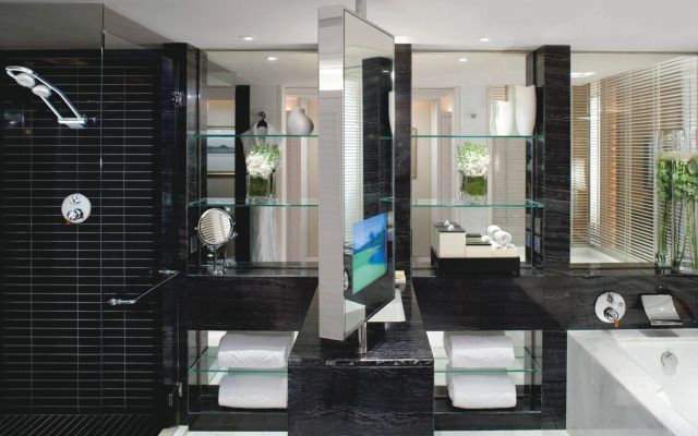 Mandarin Oriental, Hong Kong