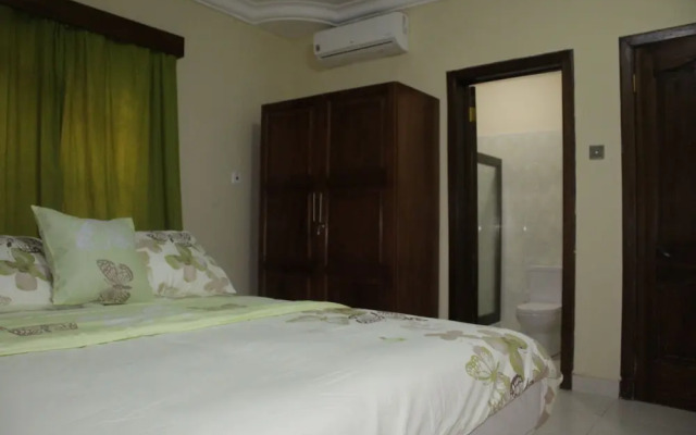 Evergreen Apartments