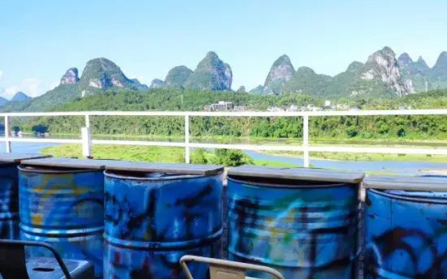 Yangshuo Showbiz Youth Hostel