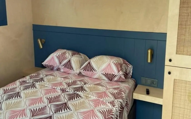 Gulet Tiny House Hotel