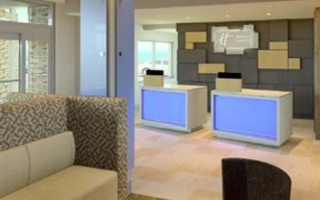 Holiday Inn Express Visalia Sequoia Gateway Area by IHG