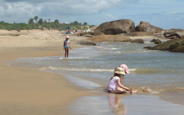 Kirinda Beach Resort