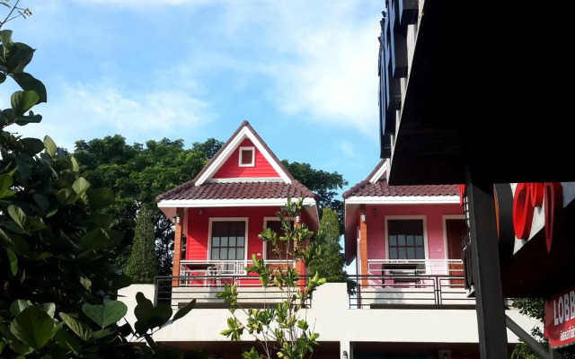Toffee House Resort