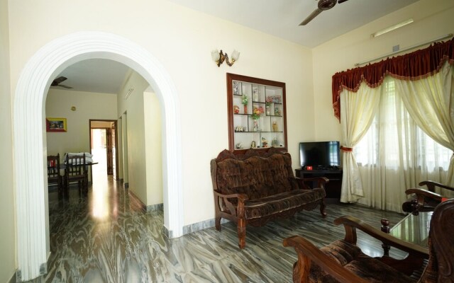 OYO 14172 Home Modern 2 BHK Palarivattam