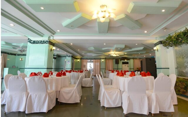 Garden Orchid Hotel