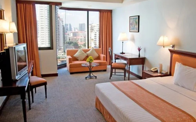 Tai Pan Hotel-4 Nights, Bangkok, Thailand