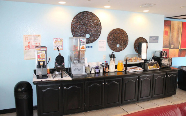 Blue Bay Inn and Suites