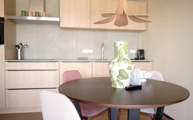 Luxury Hill Lodge, 2 Bathrooms, Near Maastricht