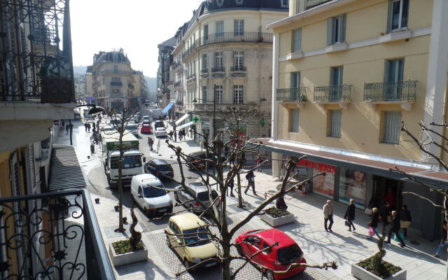 Revotel