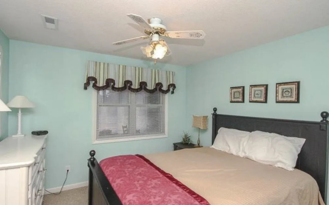 Palm Boulevard 3507 by RedAwning