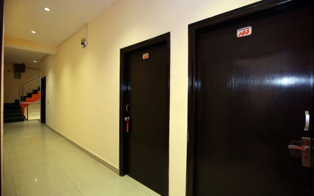 OYO 9927 Hotel Prakash INN