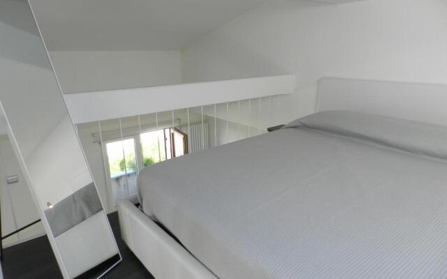 STUDIO THE BEACH - Regarda Travel