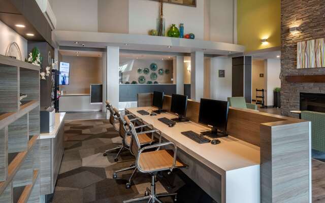 Best Western Plus Dartmouth Hotel & Suites
