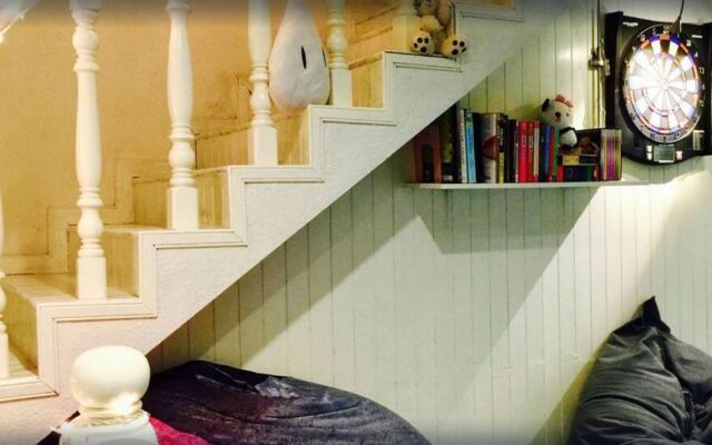 Edm Space Ipoh - Hostel