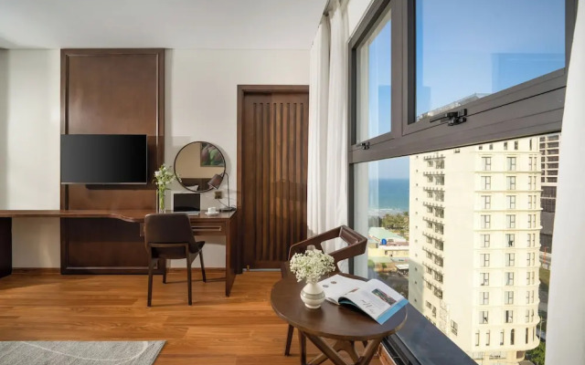 Golden Lotus Hotel Da Nang