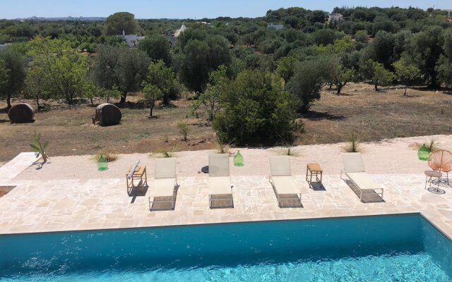 Impeccable 3-bed Villa in Contrada Sessana Grande